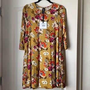 NWT! Medium Agnes & Dora 3/4 Sleeve Swing Tunic